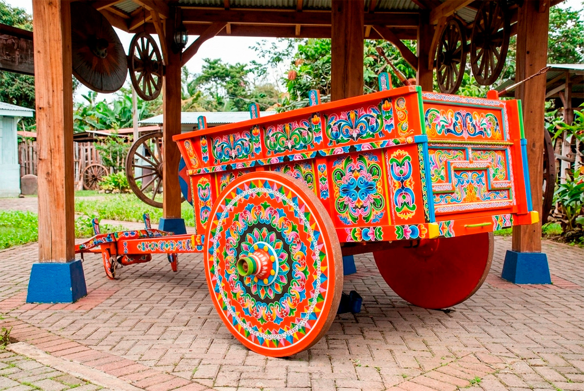 Festivals in Costa Rica — Palmares, Limón Carnival, Festival de las Artes