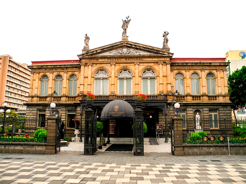 Arts, music and theater in Costa Rica — Teatro Nacional