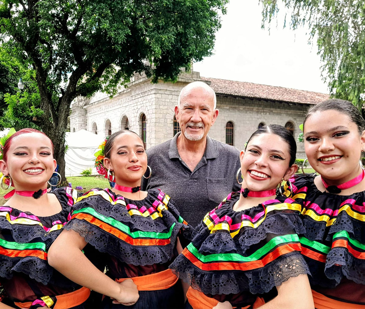 Imagen de apoyo para el artículo de presupuesto en Costa Rica, derecha